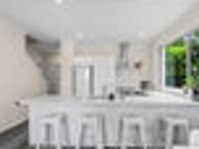 Apartment for rent in Paremoremo, Oroua County