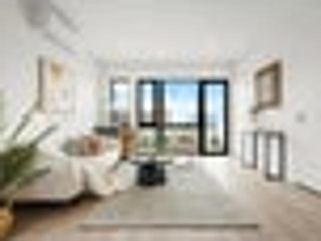 Townhouse for rent in Paremoremo, Oroua County