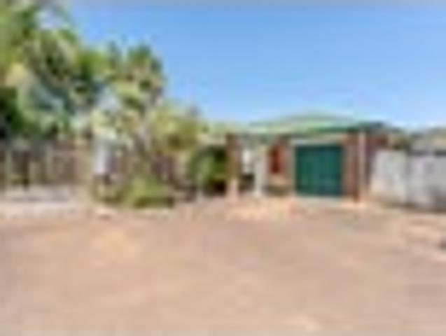 House for rent in Paremoremo, Oroua County