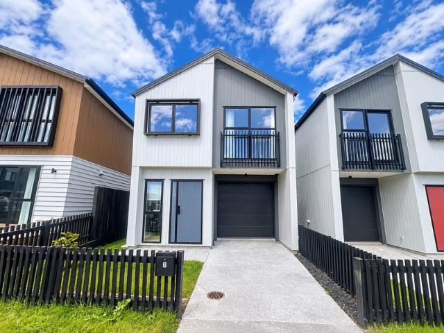 House for rent in Coast Garden, Upper Harbour