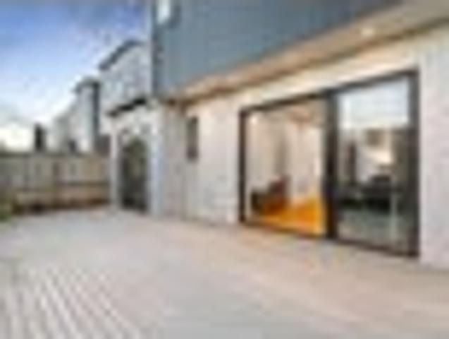 House for rent in Paremoremo, Oroua County