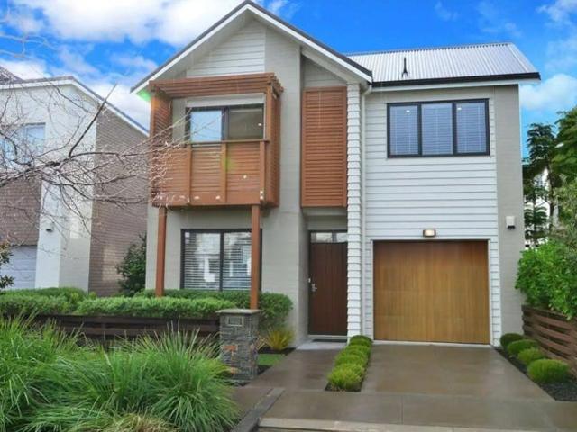 House for rent in Oratia