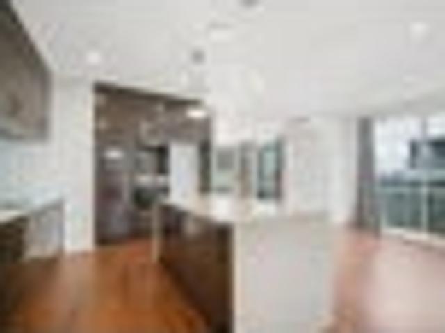 House for rent in Paremoremo