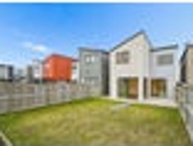 House for rent in Paremoremo, Oroua County