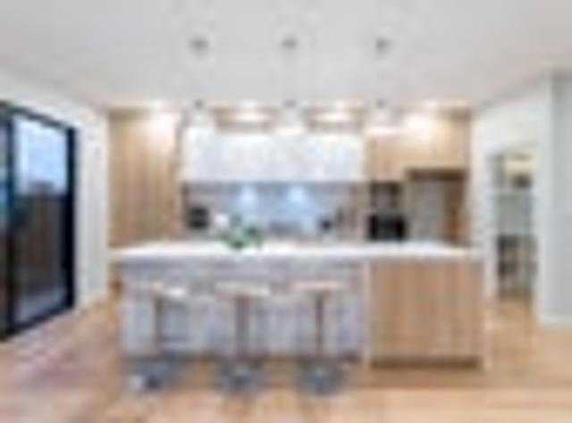 House for rent in Paremoremo