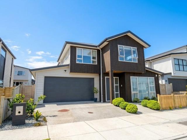 House for rent in Coast Garden, Upper Harbour