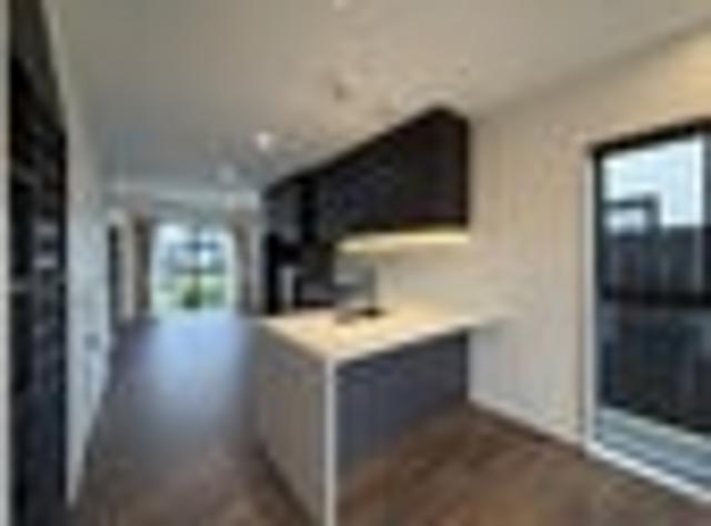 House for rent in Coast Garden, Upper Harbour