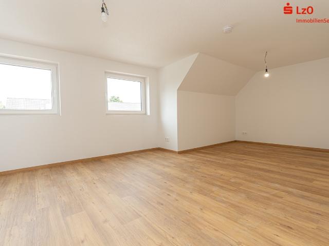Dachgeschosswohnung kaufen in Dwoberg/Ströhen, Delmenhorst