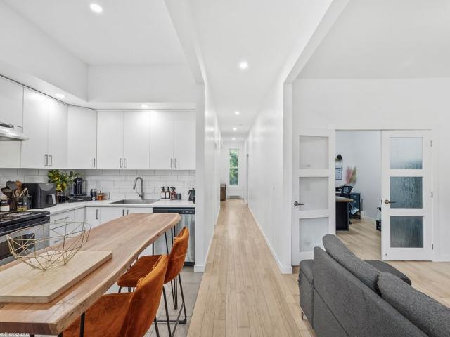 Apartment for rent in St. Leonard's, Quebec