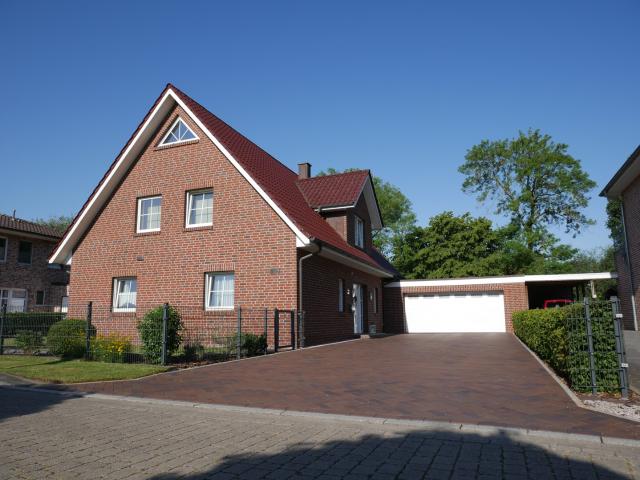 Villa kaufen in Leer, Niedersachsen