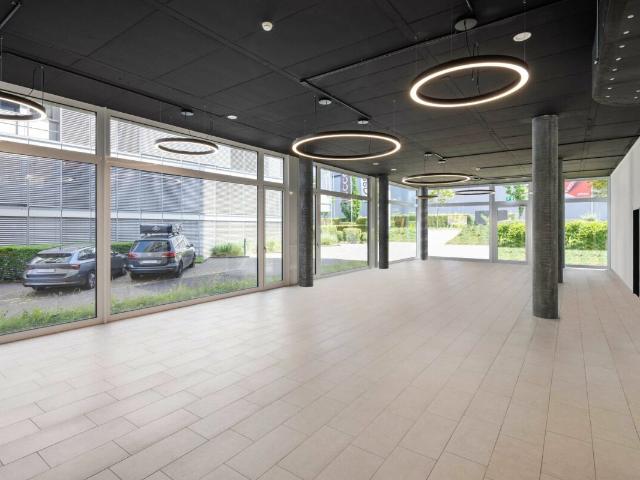 Immobilie mieten in Spreitenbach, Aargau