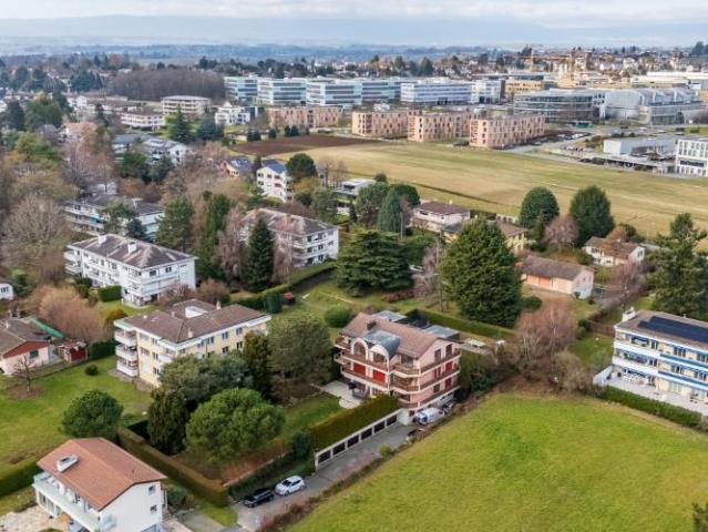Wohnung kaufen in Saint-Sulpice (VD), Waadt