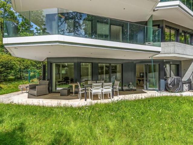 Wohnung kaufen in Pully, Waadt
