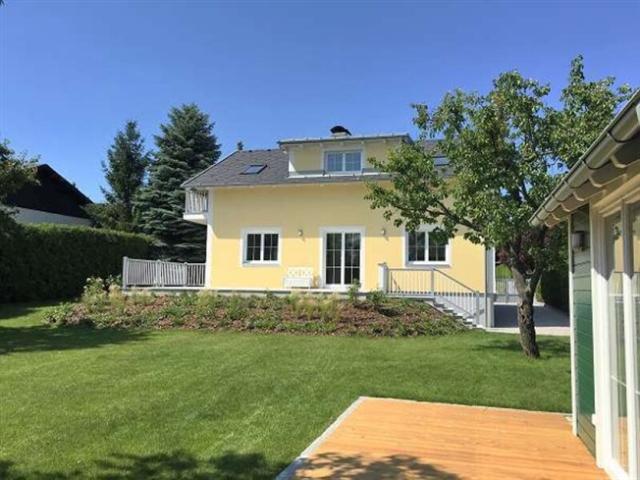 Mehrfamilienhaus mieten in Enzesfeld-Lindabrunn, Niederösterreich