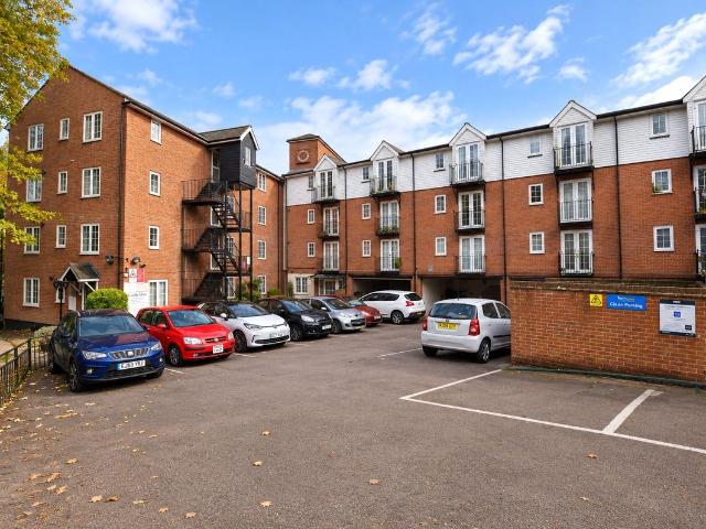 Apartment for rent in Hockerill, East Hertfordshire