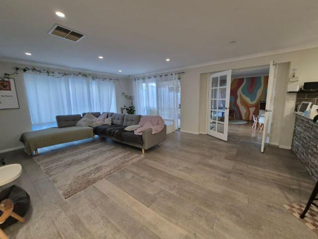 Room for rent in Hocking, Western Australia