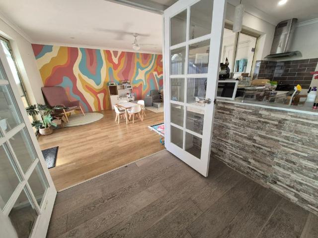 Room for rent in Hocking, Western Australia