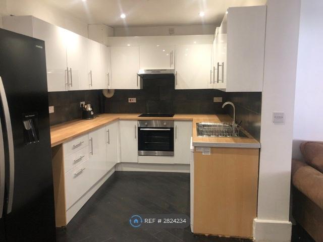 Room for rent in St Ann's, Haddon