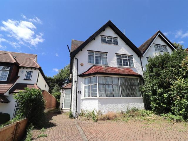 House for rent in Childs Hill, Greater London