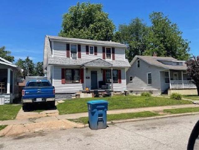 House for sale in East Saint Louis, Illinois