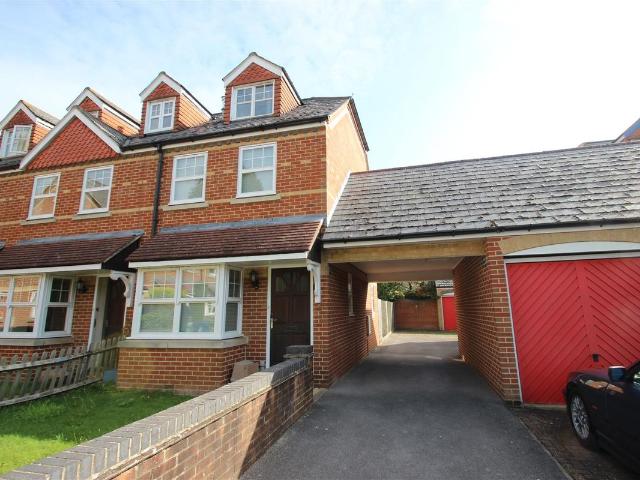 Room for rent in The Slade, Oxfordshire