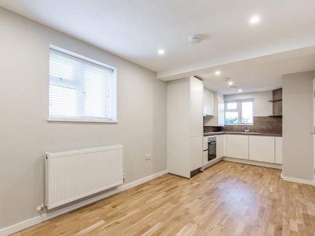 Apartment for rent in Carterhatch, Greater London