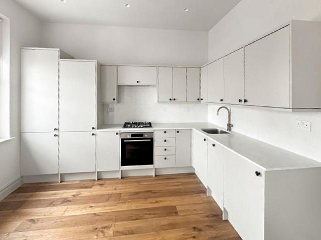 Apartment for rent in Leyton, Greater London