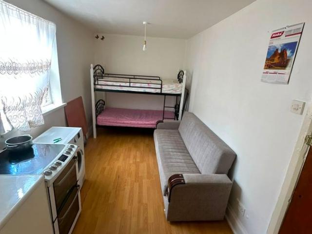 Studio for rent in Leyton, Greater London