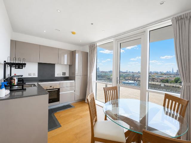 Apartment for rent in Bromley-by-Bow, Poplar Grove