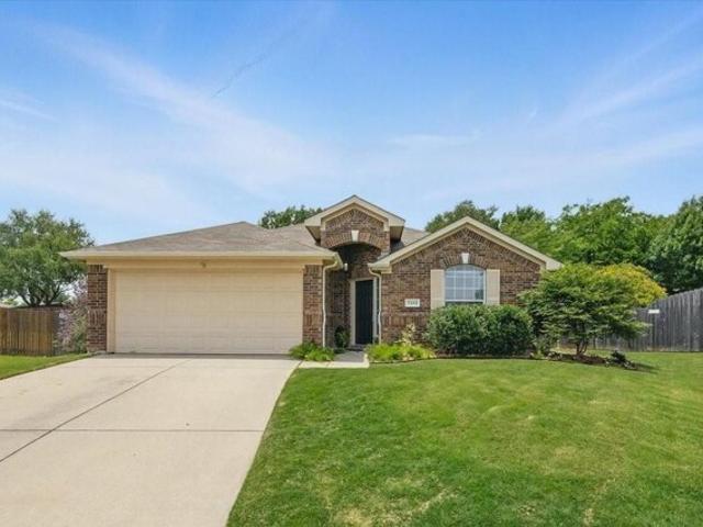 House for sale in Benbrook House for sale in Benbrook