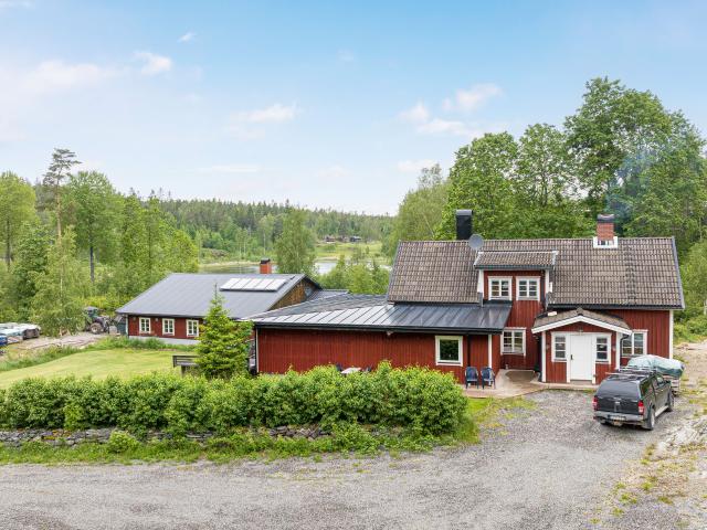 Gård till salu i Mellerud, Västra Götaland