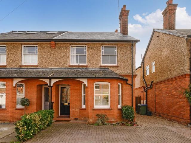 House for rent in Blackhills, Surrey