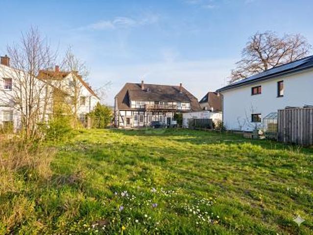 Erdgeschosswohnung kaufen in Gartnisch, Halle