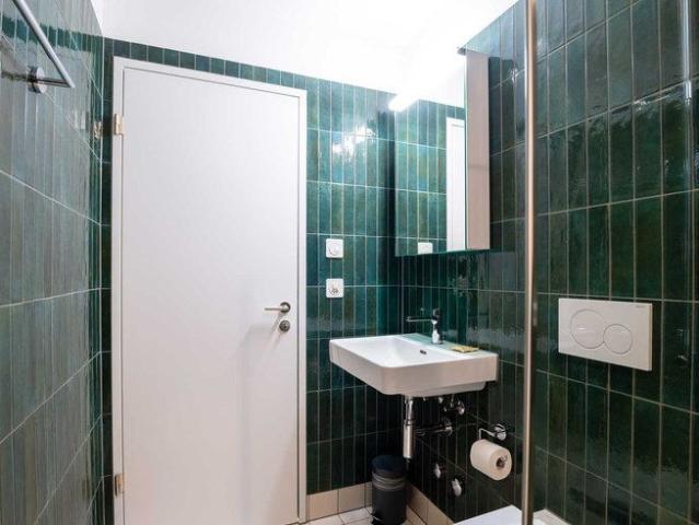 Apartment mieten in Einigen, Zürich