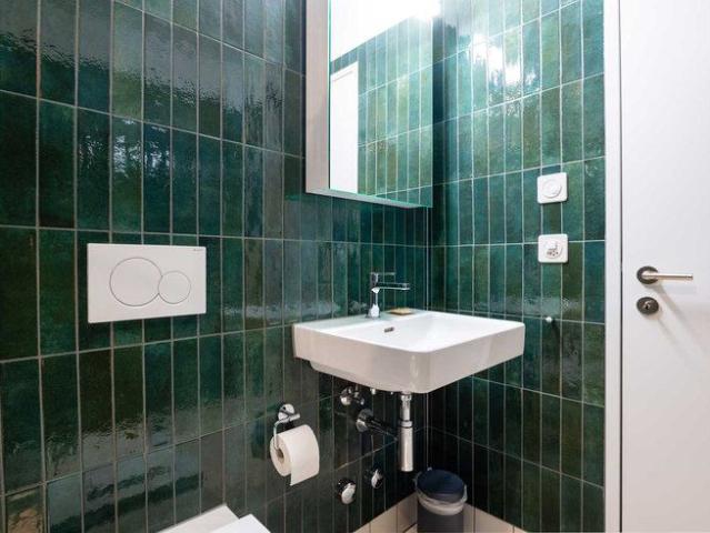 Apartment mieten in Einigen, Zürich