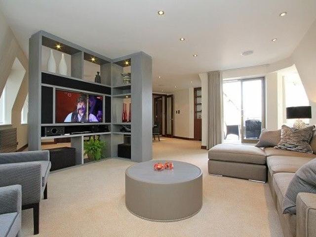 Apartment for rent in Chelsea, Greater London