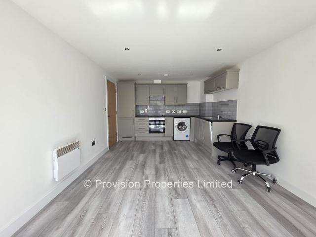 Apartment for rent in Woodhouse, West Yorkshire