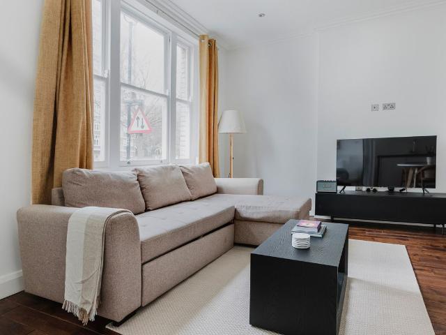 Apartment for rent in Holborn, Greater London