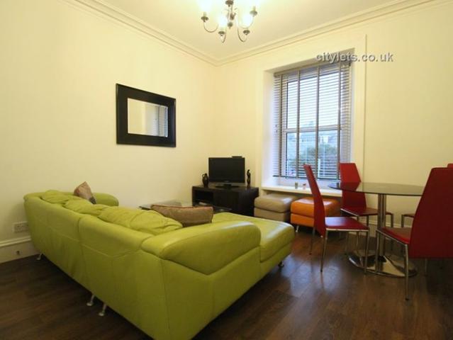 Flat for rent in Broomhill, Aberdeen City