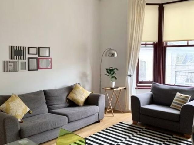 Apartment for rent in West End, Ballindoch