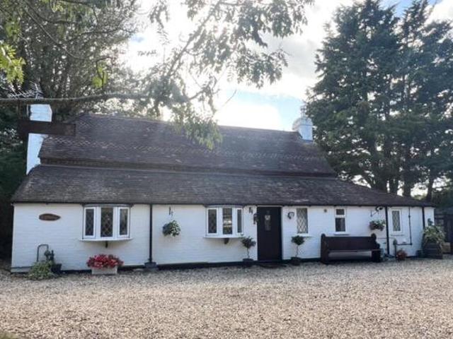 House for sale in Barton Stacey, Hampshire
