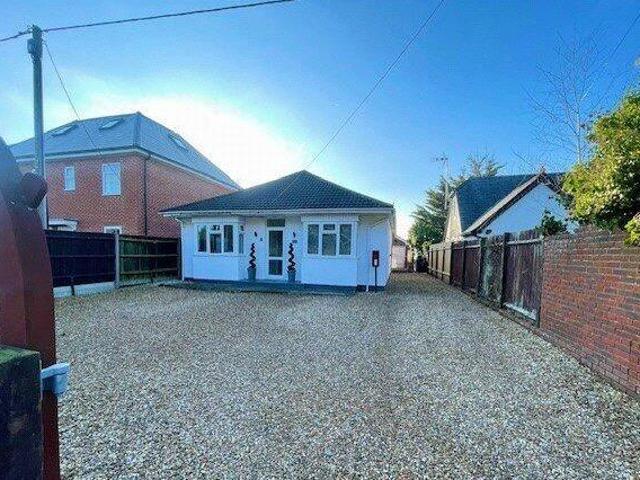 House for sale in Barton Stacey, Hampshire
