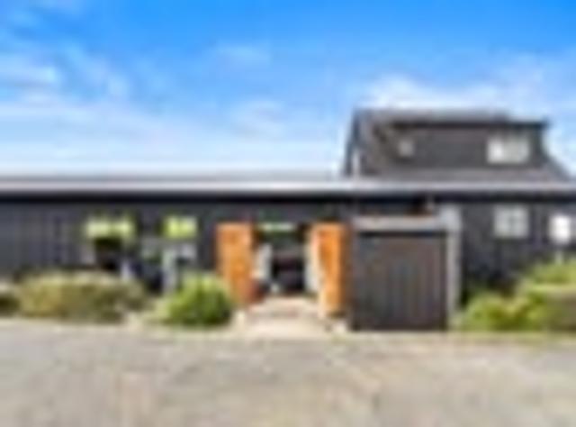 House for sale in Awhitu