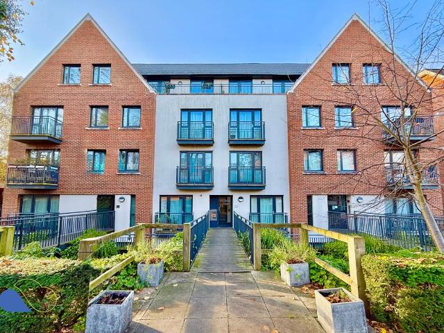 Apartment for rent in Woodside Park, Greater London