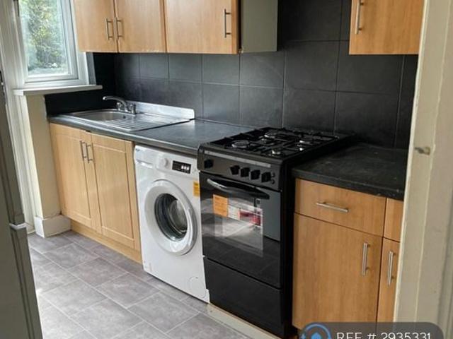 House for rent in Kingsbury, Greater London