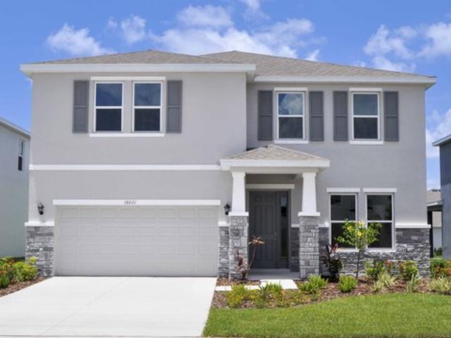 Townhouse for sale in Lakewood, California