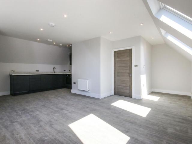 Studio for rent in Woodside Park, Greater London