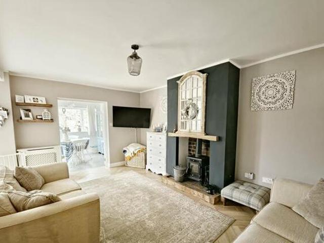 House for sale in Lyons, Greater London