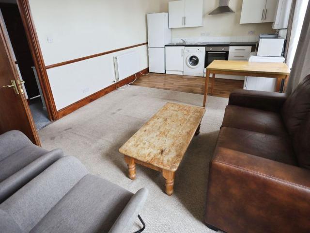 Apartment for rent in Lansdowne, Springbourne