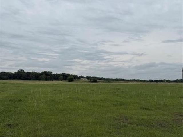 Farm for sale in Holdenville, Hughes County